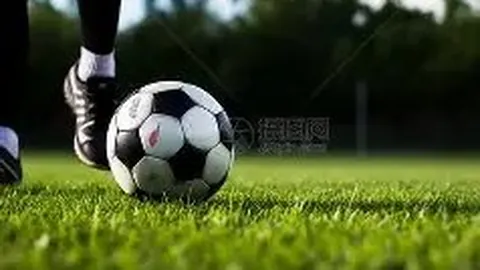 浙江U20球队领袖王钰栋伤退，紧急告别赛场，将直赴U22国足集结，全面诊断伤病状况！